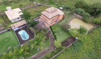 Sítio com 4 dormitórios à venda, 2970 m² por R$ 840.000 - Terras do Comendador - Juiz de Fora/MG