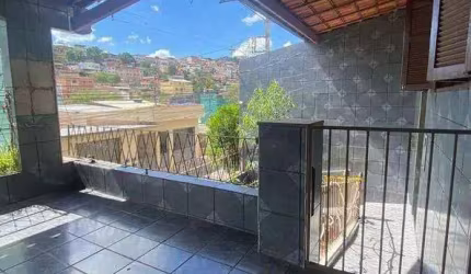 Casa com 3 dormitórios à venda, 282 m² por R$ 450.000,00 - Progresso - Juiz de Fora/MG