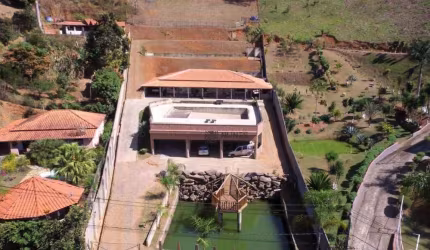 Sítio com 5 dormitórios à venda, 9000 m² por R$ 900.000,00 - Cedofeita - Matias Barbosa/MG