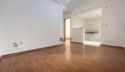 Apartamento com 2 dormitórios à venda, 54 m² por R$ 180.000 - Borboleta - Juiz de Fora/MG