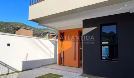 Sobrado 3 suítes com lazer - Terras Altas - Camboriú