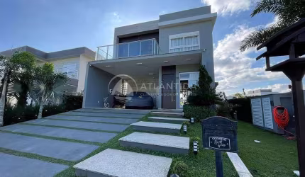 Casa duplex alto padrão no condomínio Caledônia Private Village, Camboriú!