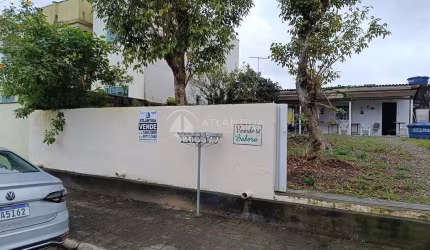 Terreno 300m² frente para 2 ruas - Santa Regina - Camboriú