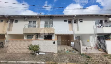 Sobrado 3 dormitorios Centro Camboriu