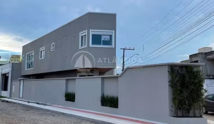 Casa 03 Dormitórios + Espaço gourmet e piscina - Centro - Camboriú