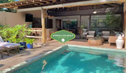 Casa em condomínio à venda em Maresias