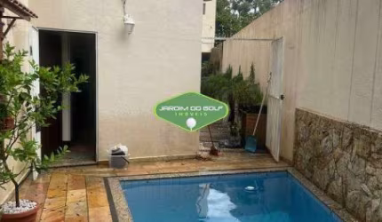 Encantadora Casa com 3 Dormitórios e Piscina à venda no Jardim Consórcio, São Paulo