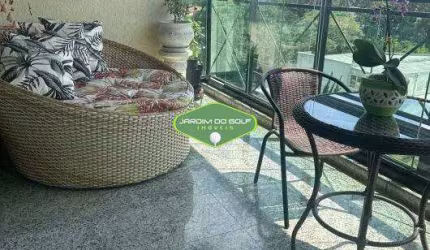 Amplo Apartamento - Em localização privilegiada no Alto da Boa Vista