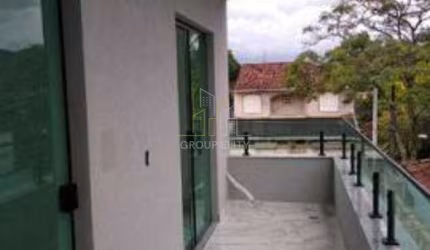 Linda Casa em condomínio com 3 Quartos à venda, 115 m² - Pechincha