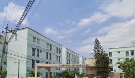 Apartamento para Venda com 2 Quartos - Irajá - RJ