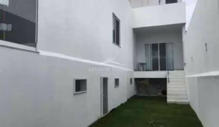 6896 – Casa em Condomínio Vale dos Cristais à Venda – Macaé - RJ