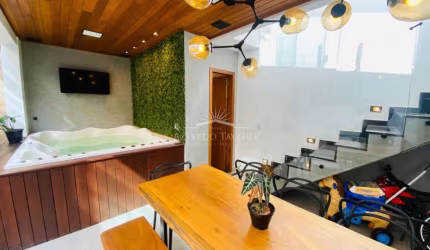 7759 -  Casa em Condomínio à Venda | Granja dos Cavaleiros, Macaé/RJ