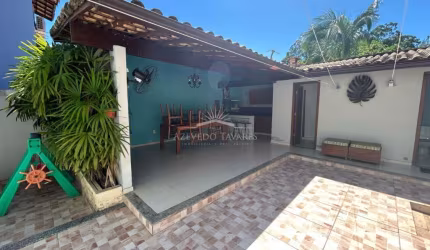 7895 - Casa em Condomínio à Venda | Granja dos Cavaleiros - Macaé, RJ