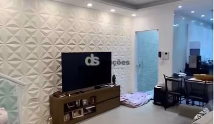 Sobrado à venda com 3 dormtórios na Zona Norte, Jardim das Laranjeiras, São Paulo, SP
