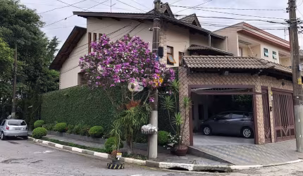 Sobrado à venda com 4 dormitórios na Rua Sumagre, Jardim Cidade Pirituba, São Paulo, SP