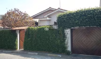 Sobrado à venda com 6 dormitórios na Zona Norte, Tremembé, São Paulo, SP