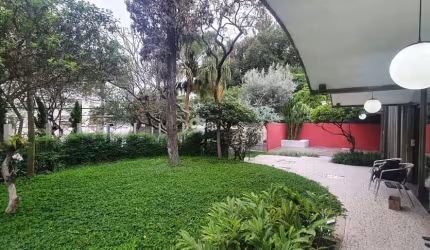 Sobrado à venda com 4 dormitórios na Zona Oeste, Lapa, São Paulo, SP