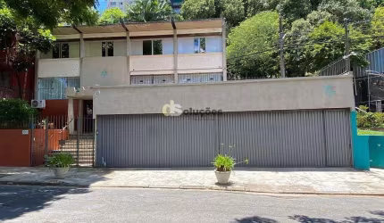Sobrado à venda com 5 dormitórios na Rua Monsenhor Passos, Sumarezinho, São Paulo, SP