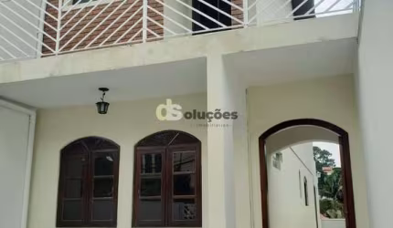 Sobrado à venda com 4 dormitórios na Zona Norte, Vila Irmãos Arnoni, São Paulo, SP