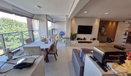 Apartamento à Venda com 3 dormitórios na R. Lauriano Fernandes Júnior, Vila Leopoldina, Rua Laurian