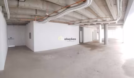Loja comercial para locação com 916 Mt² no bairro de Pinheiros.