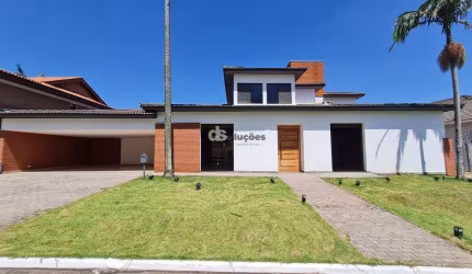 Casa à venda com 4 dormitórios na Alameda das Tulípas, Alphaville, Santana de Parnaíba, SP