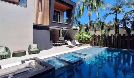 Casa pé na areia à venda, Riviera, Bertioga, SP