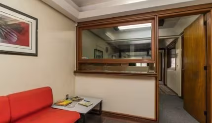 Sala comercial para alugar na Rua Anita Garibaldi, 87, Mont Serrat, Porto Alegre por R$ 3.600