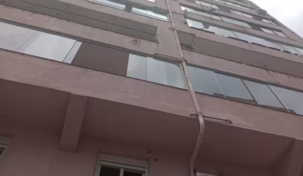 Apartamento com 3 quartos à venda na Avenida Alberto Bins, 456, Centro Histórico, Porto Alegre por R$ 340.000