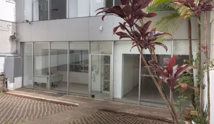 Casa comercial para alugar na Avenida Lavras, 306, Petrópolis, Porto Alegre por R$ 16.000