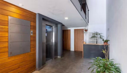 Sala comercial à venda na Rua Barão do Gravataí, 375, Menino Deus, Porto Alegre por R$ 108.000