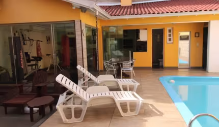 Casa com 4 quartos à venda na Rua Paulo Derly Strehl, 30, Espírito Santo, Porto Alegre por R$ 2.499.000