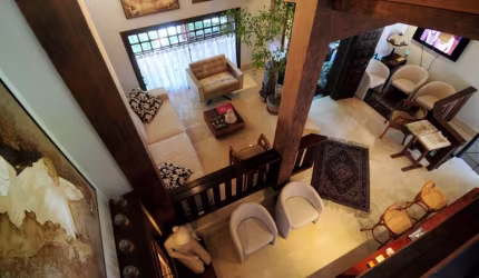 Casa comercial à venda na Rua Mariante, 344, Rio Branco, Porto Alegre por R$ 3.700.000