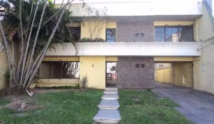 Casa com 8 quartos para alugar na Rua Itapeva, 51, Passo da Areia, Porto Alegre por R$ 10.000