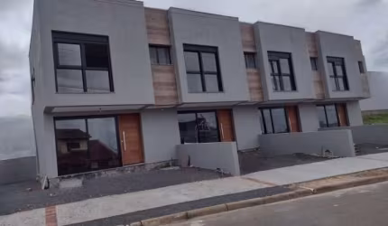 Casa em condomínio fechado com 2 quartos à venda na Rua Verdes Campos, 215, Mário Quintana, Porto Alegre por R$ 397.000