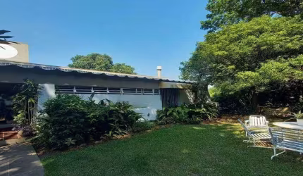 Casa com 4 quartos para alugar na Rua Coroados, 840, Vila Assunção, Porto Alegre por R$ 25.000