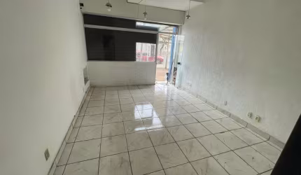Ponto comercial para alugar na Rua Portugal, 11, São João, Porto Alegre por R$ 1.200