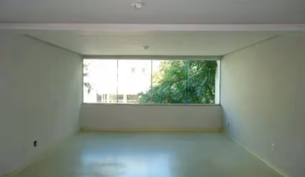 Ponto comercial para alugar na Rua Luzitana, 273, Higienópolis, Porto Alegre por R$ 1.590
