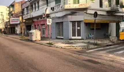 Prédio à venda na Avenida Assis Brasil, 417, Santa Maria Goretti, Porto Alegre por R$ 1.600.000