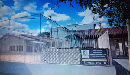 Apartamento com 2 quartos à venda na Rua Padre João Batista Reus, 3347, Vila Conceição, Porto Alegre por R$ 150.000