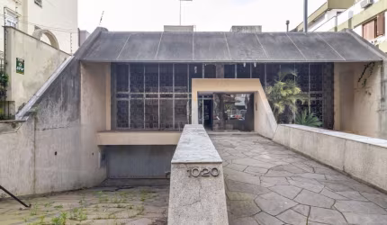 Casa com 3 quartos para alugar na Rua Pedro Chaves Barcelos, 1020, Auxiliadora, Porto Alegre por R$ 8.980