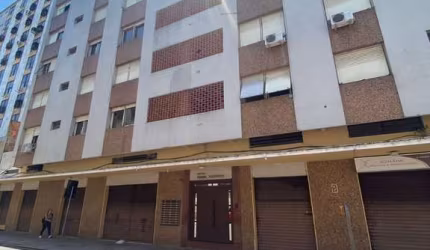 Apartamento com 2 quartos à venda na Rua General Bento Martins, 66, Centro Histórico, Porto Alegre por R$ 420.000