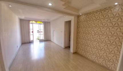 Apartamento para venda possui 100 metros quadrados com 3 quartos em Centro - Juiz de Fora - MG