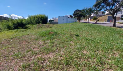 Lote/Terreno para venda tem 445 metros quadrados em Grama - Juiz de Fora - MG