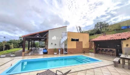 Chácara com 3 dormitórios à venda, 10000 m² $ 800.000 - Grama - Juiz de Fora/MG