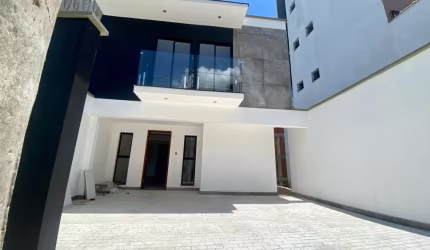 Casa 3/4 com suíte Recanto da Mata