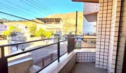 Apartamento com 3 dormitórios à venda, 129 m² por R$ 3