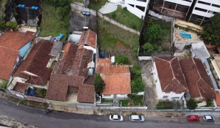 Terreno à venda, 420 m² por R$ 750.000 - São Mateus - Juiz de Fora/MG