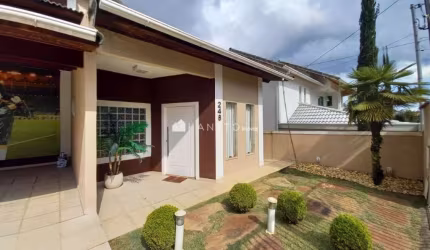 Casa com 5 dormitórios à venda, 231 m² por R$ 1.590.000 - Portal da Torre - Juiz de Fora/MG