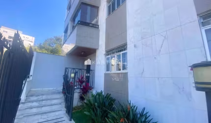 Apartamento Garden com 3 dormitórios à venda, 113 m² por R$ 590.000 - São Mateus - Juiz de Fora/MG